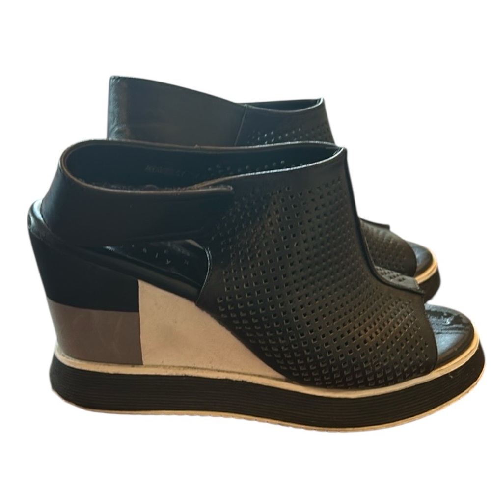 KISS KISS Black Peep-Toe Slingback Wedge Sandals size 36